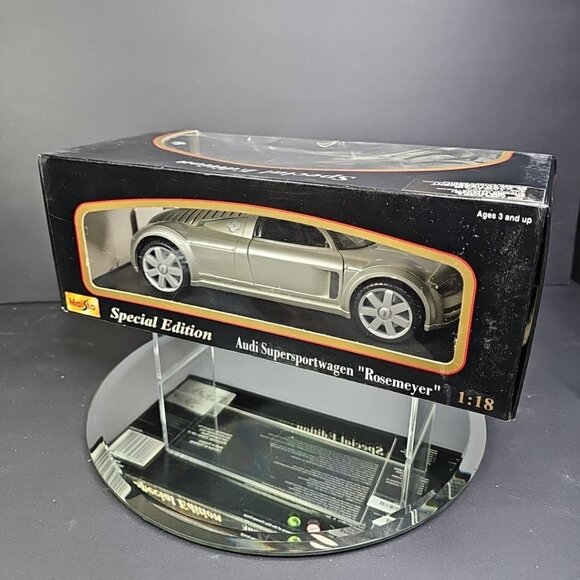 Maisto 1998 Silver AUDI Supersportwagon Rosemeyer 1:18 Scale DIECAST Car And Box - Picture 11 of 15